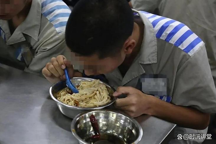 服刑人员如何改造与再融入社会?